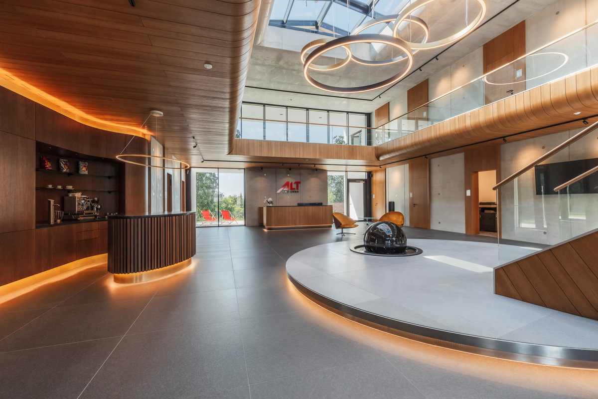 Bürogebäude Alt Bau GmbH innen